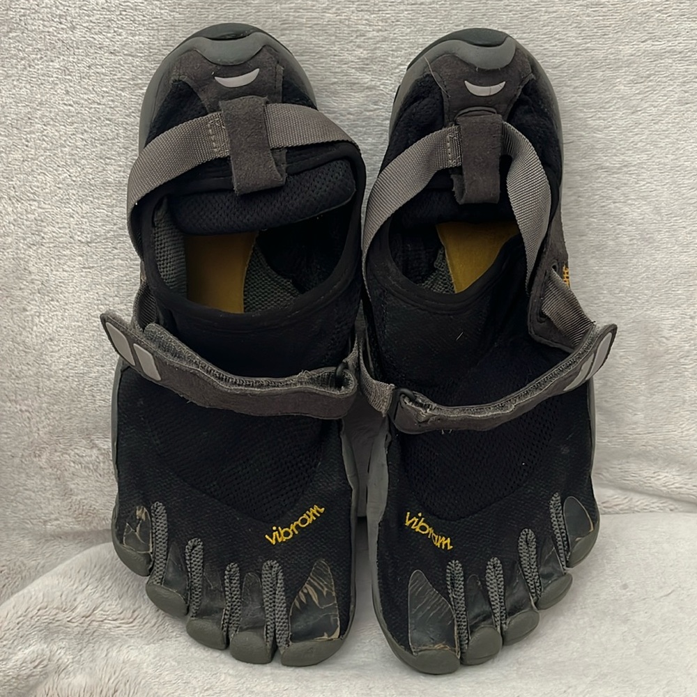 Vibram FiveFingers Men's KSO Running Shoes Size 44 Black Training M4485